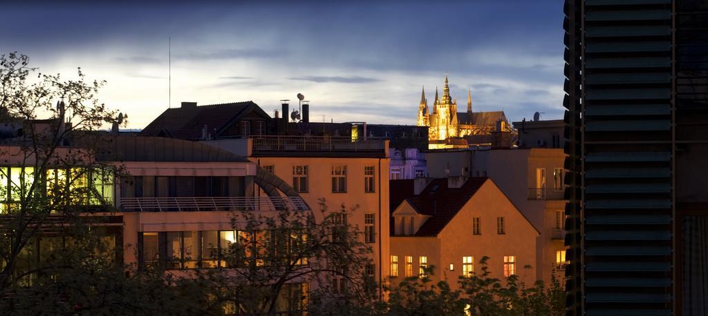 Langhans * Praga